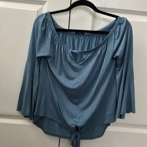 west kei off should long sleeve